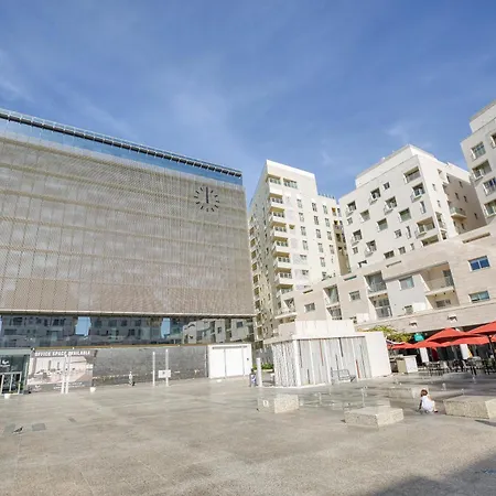 Luxurious 1br In Tigne, With Pool By 360 Estates Sliema