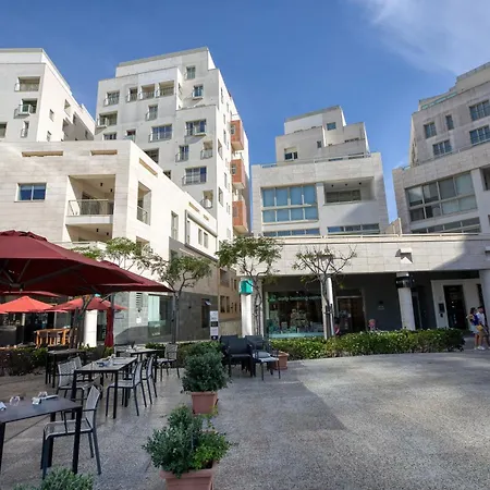 Luxurious 1br In Tigne, With Pool By 360 Estates * Sliema