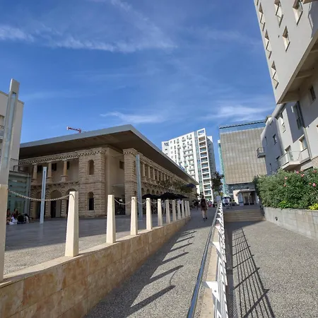Luxurious 1br In Tigne, With Pool By 360 Estates Sliema