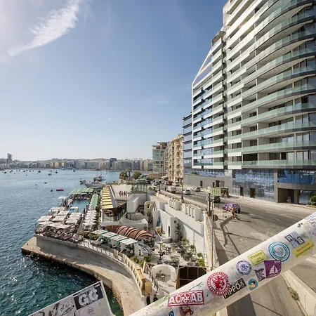 Luxurious 1br In Tigne, With Pool By 360 Estates * Sliema